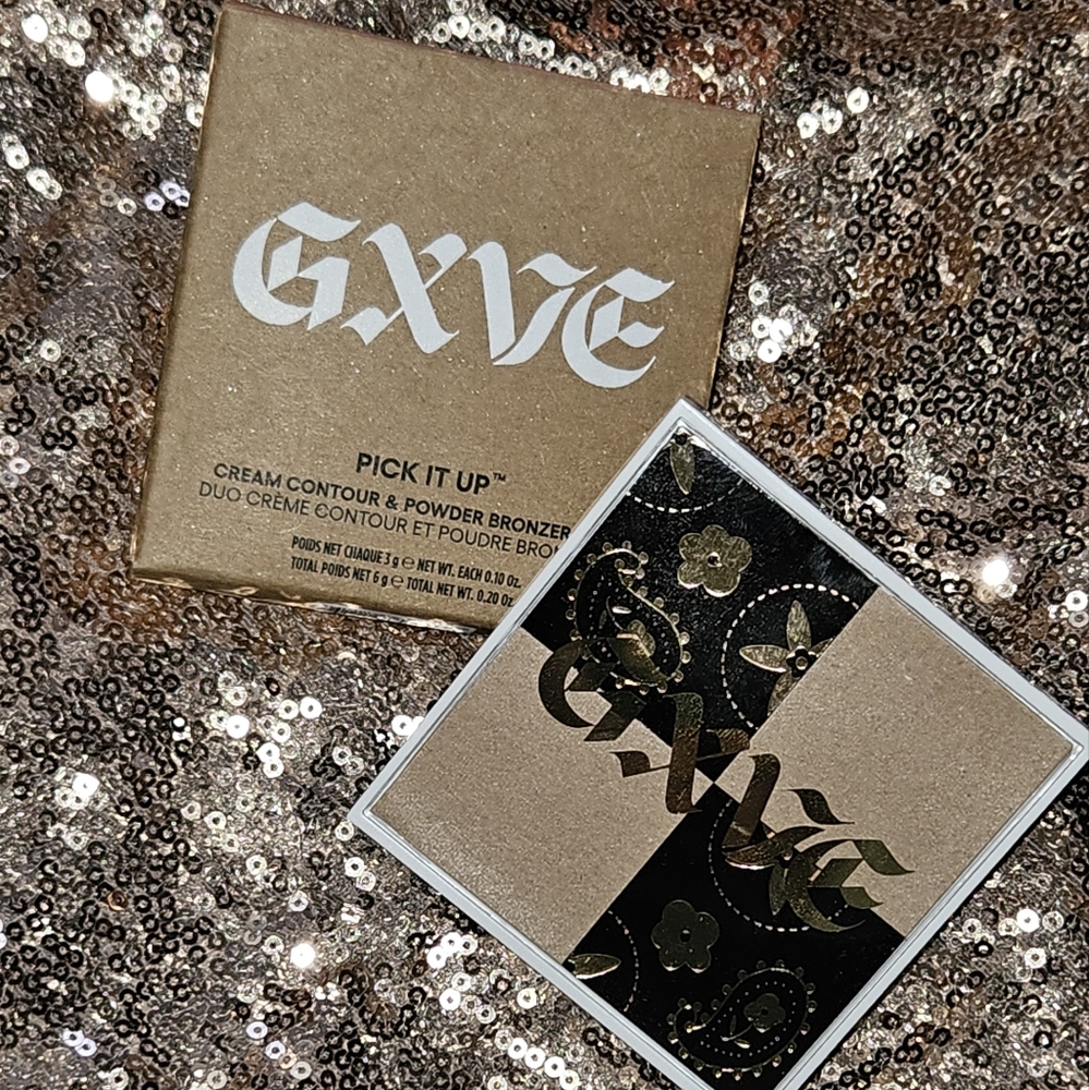 Super Hot GXVE PICK IT UPCONTOUR & BRONZER DUO